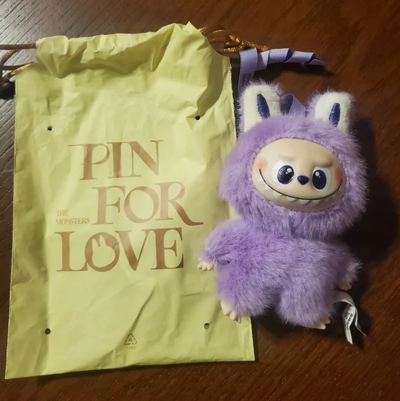 Lafufu Pin For Love - Picture 1 of 1